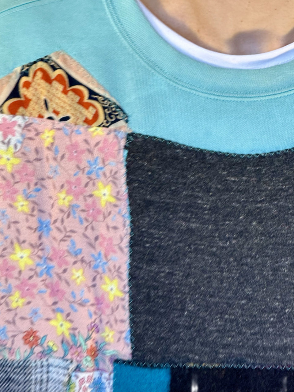 TURQUOISE PATCH 90’S PENDLETON PAINT CREWNECK XXL (1/1)