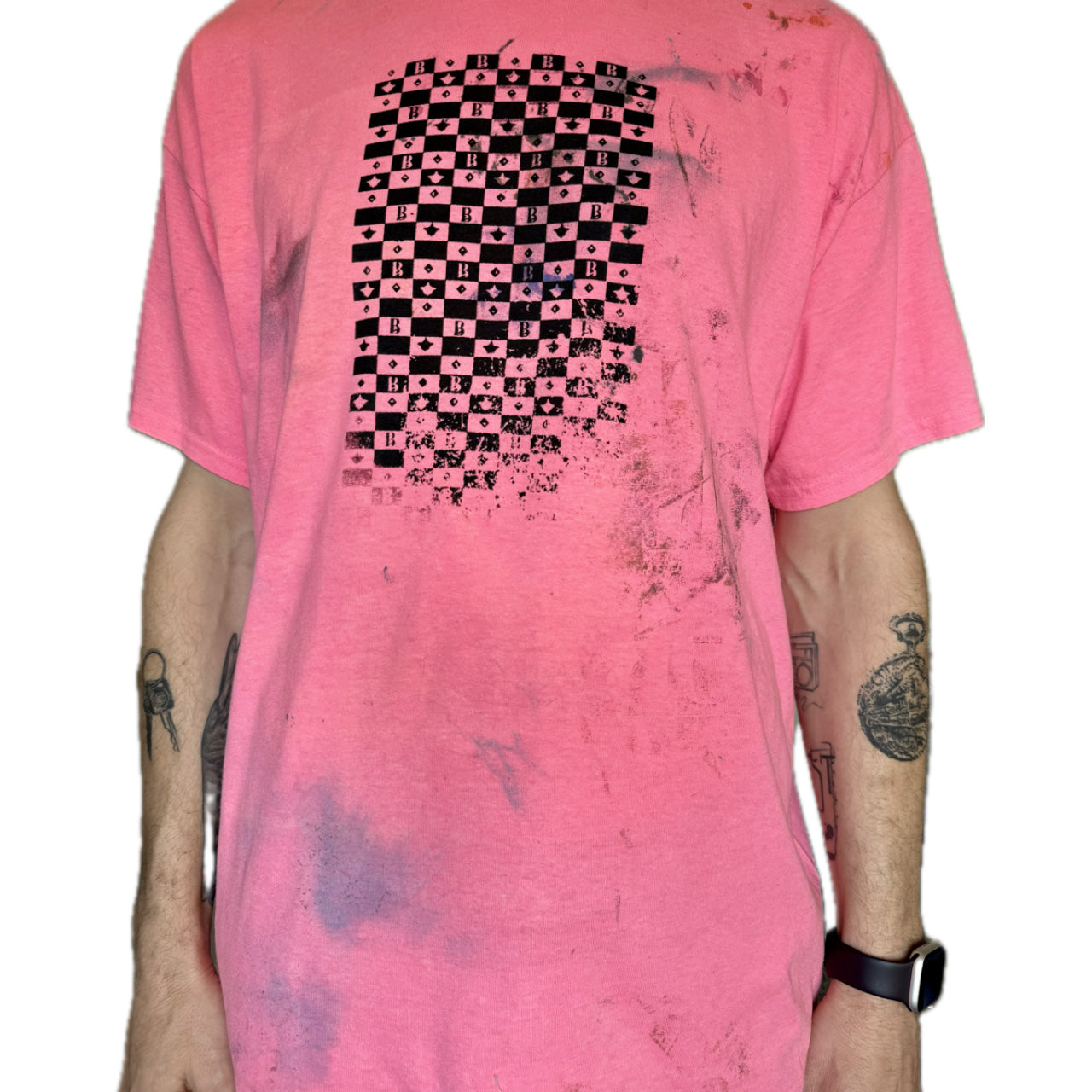 LIGHT PINK PAINT SPLATTER CHECKER MONOGRAM T-SHIRT (1/1)