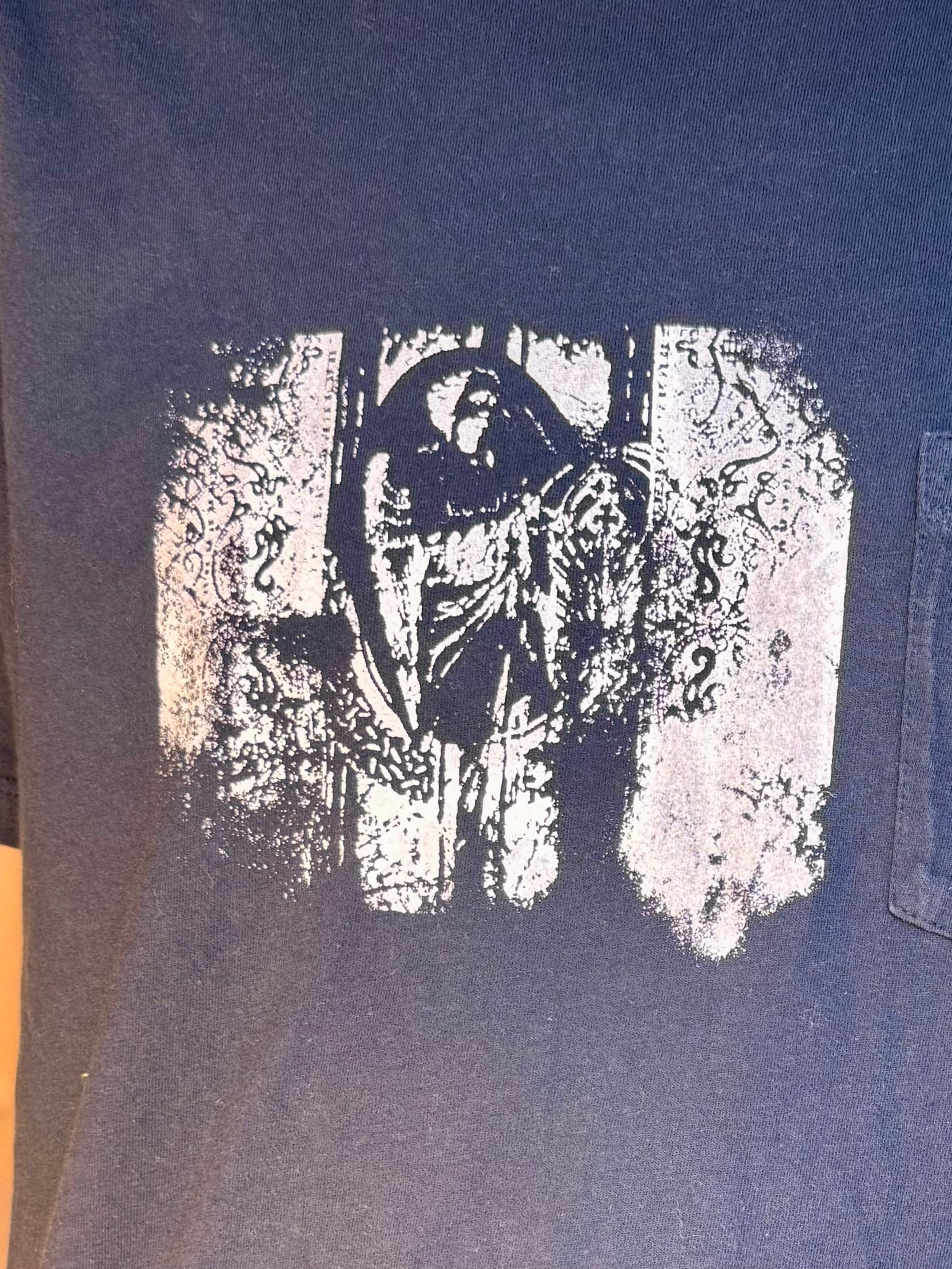 LA PREMIÈRE IDÉE ANGEL MUSE DARK BLUE POCKET T-SHIRT