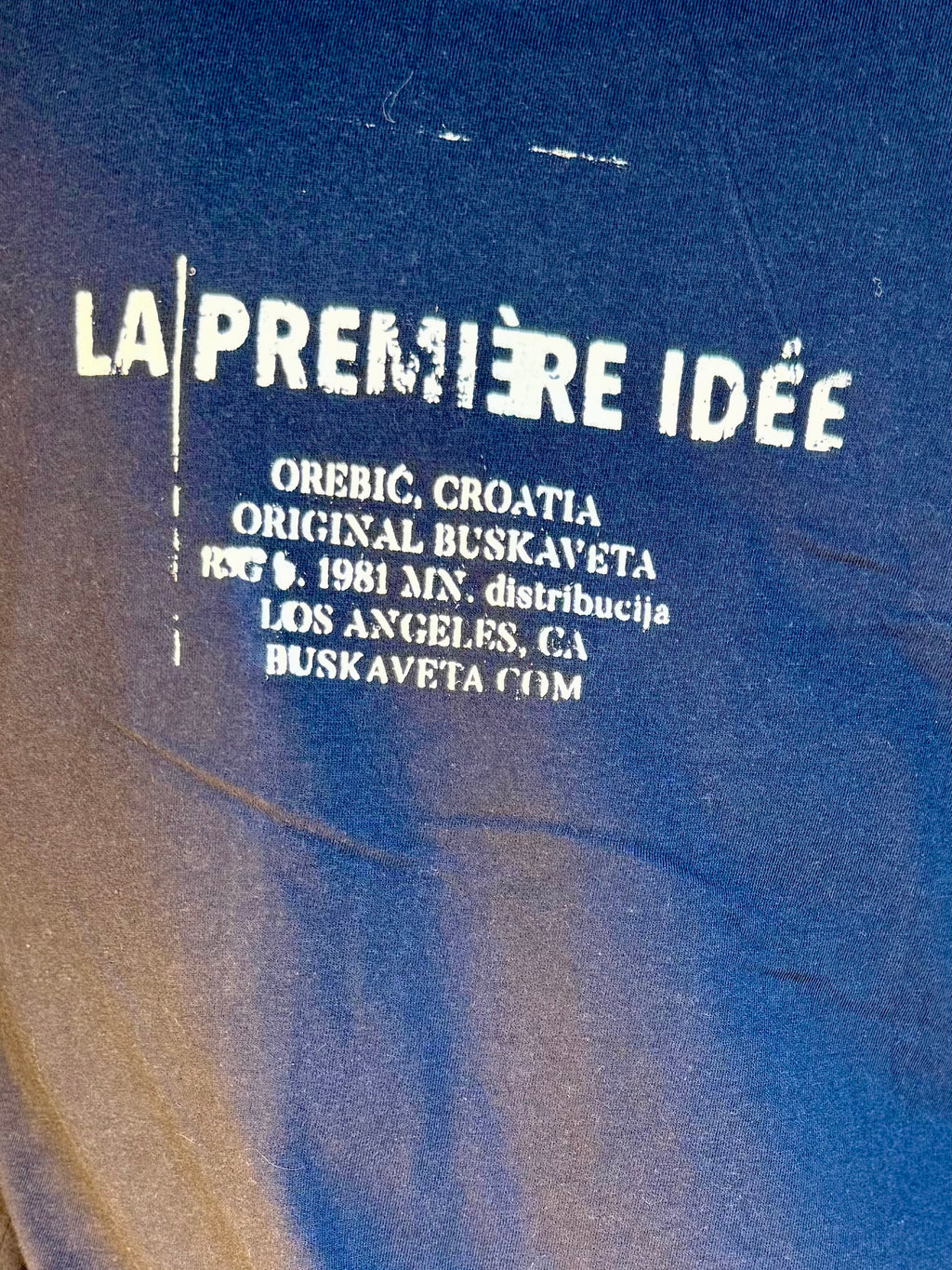 LA PREMIÈRE IDÉE ANGEL MUSE DARK BLUE POCKET T-SHIRT