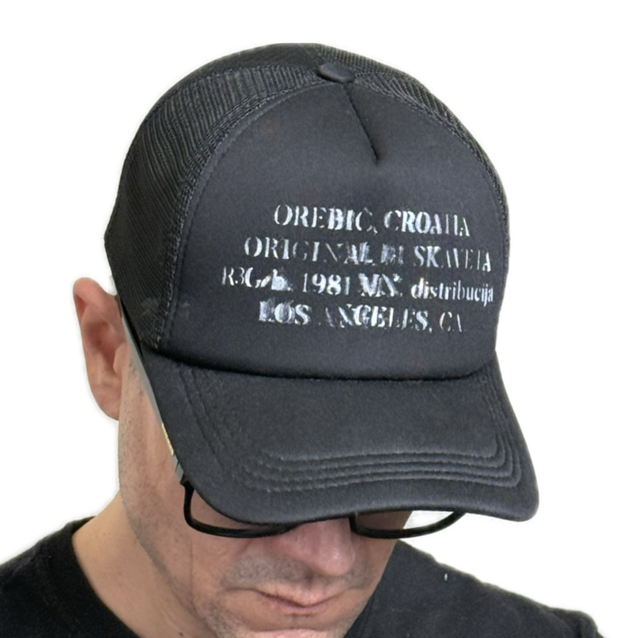 BLACK TRUCKER HAT WHITE & TEAL LOGO (1/1)