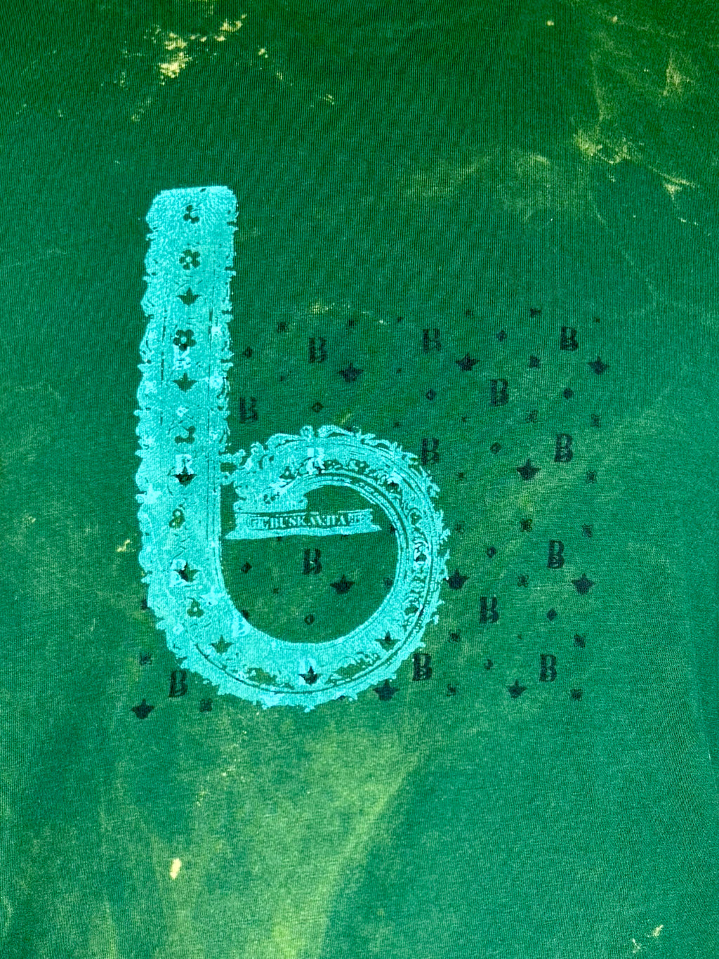 LA PREMIÈRE IDÉE GREEN ACID WASH MID-EVIL MONOGRAM T-SHIRT