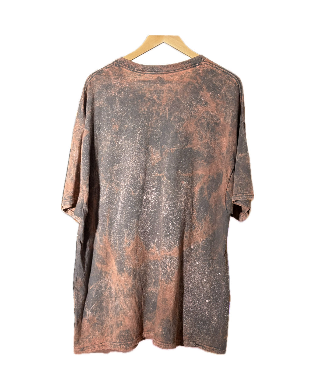 SMOKEY SPRAY TEE (1/1)