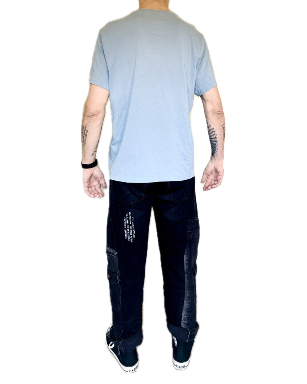 LIGHT BLUE GREEN ECHO TATTOO CHANDELIER T-SHIRT (1/1)
