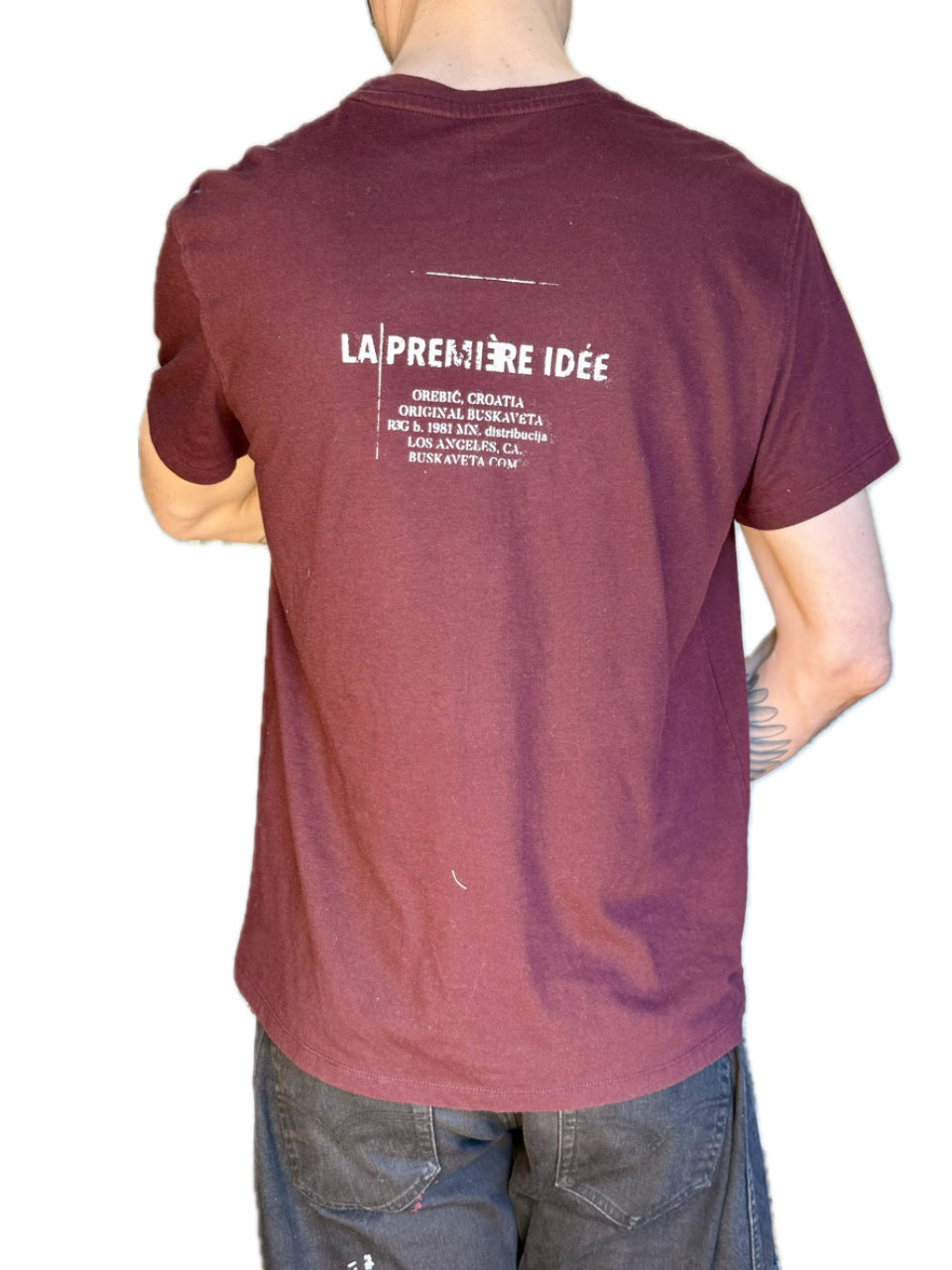 LA PREMIÈRE IDÉE MAROON T-SHIRT
