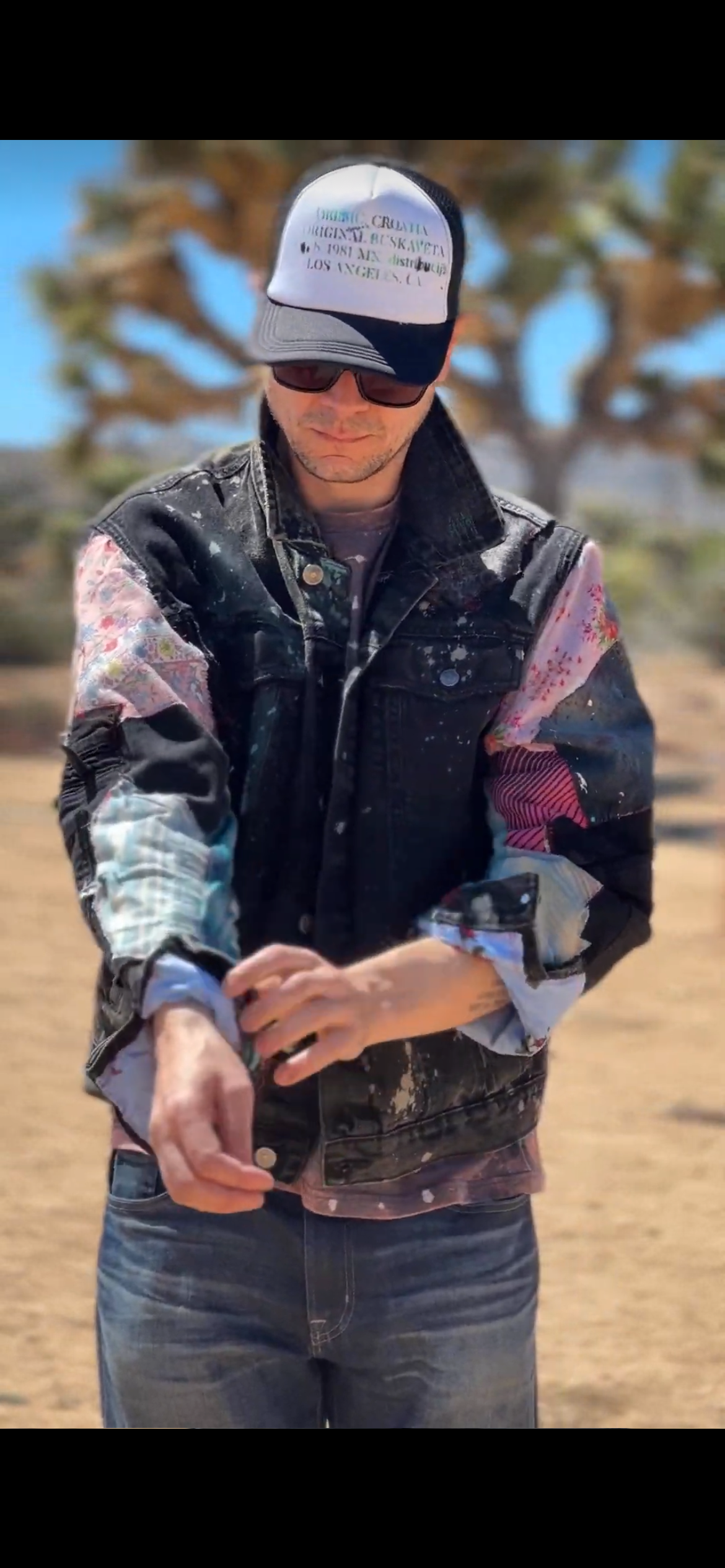 BLACK DOUBLE DENIM PATCH JACKET (1/1)