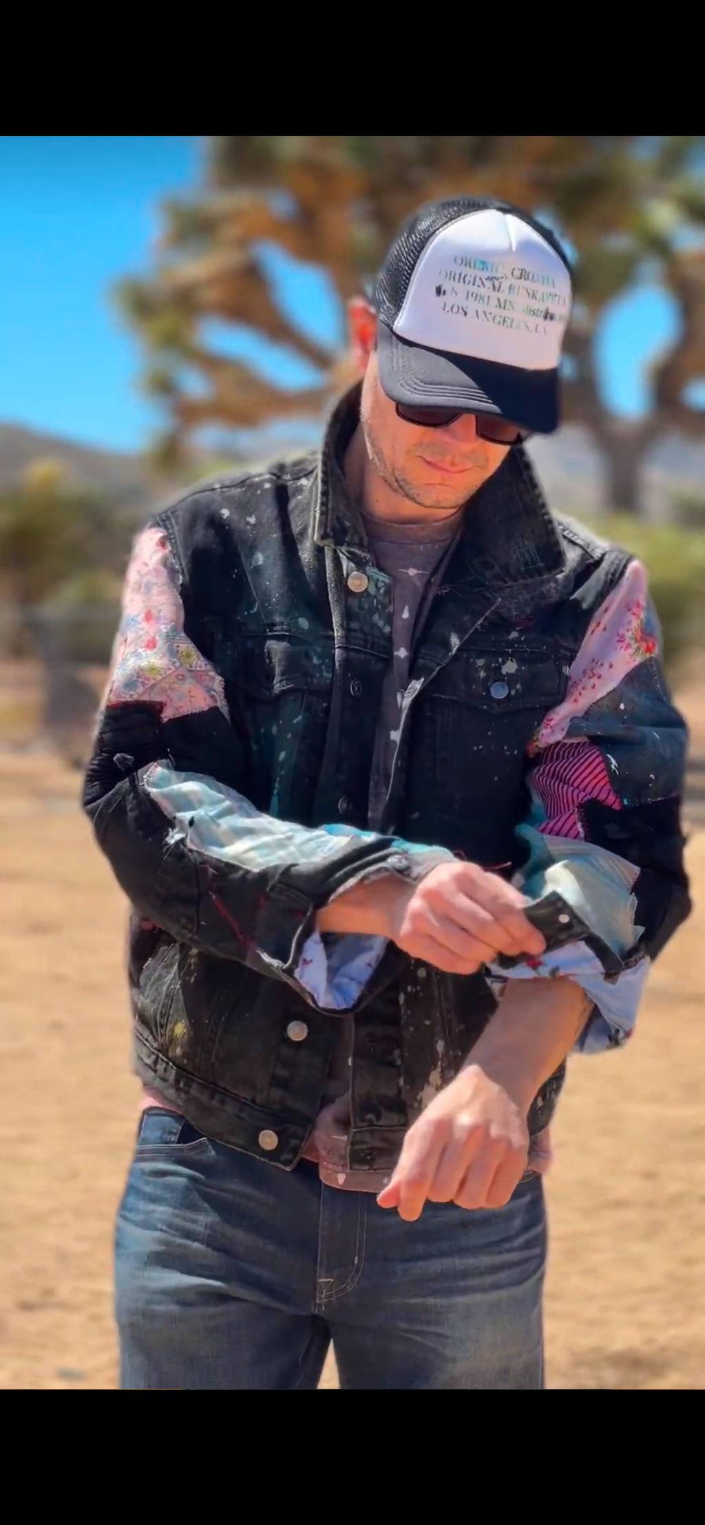 BLACK DOUBLE DENIM PATCH JACKET (1/1)