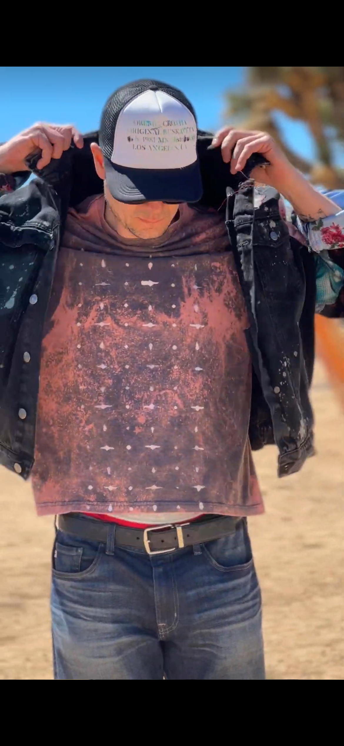 BLACK DOUBLE DENIM PATCH JACKET (1/1)