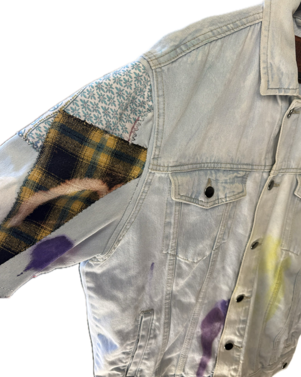 LIGHT BLUE ACID WASH PATCHWORK ARM TRUCKER JACKET (1/1)