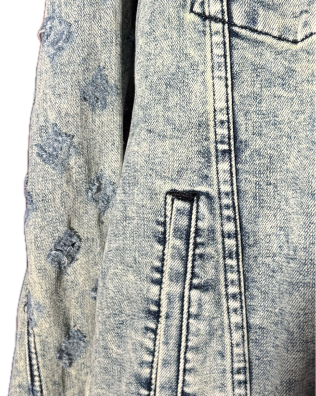 UNIQUE DIAMOND DISTRESSED DENIM JACKET (1/1)