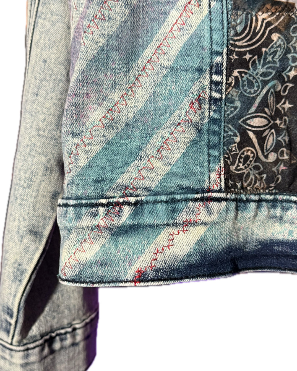 UNIQUE DIAMOND DISTRESSED DENIM JACKET (1/1)
