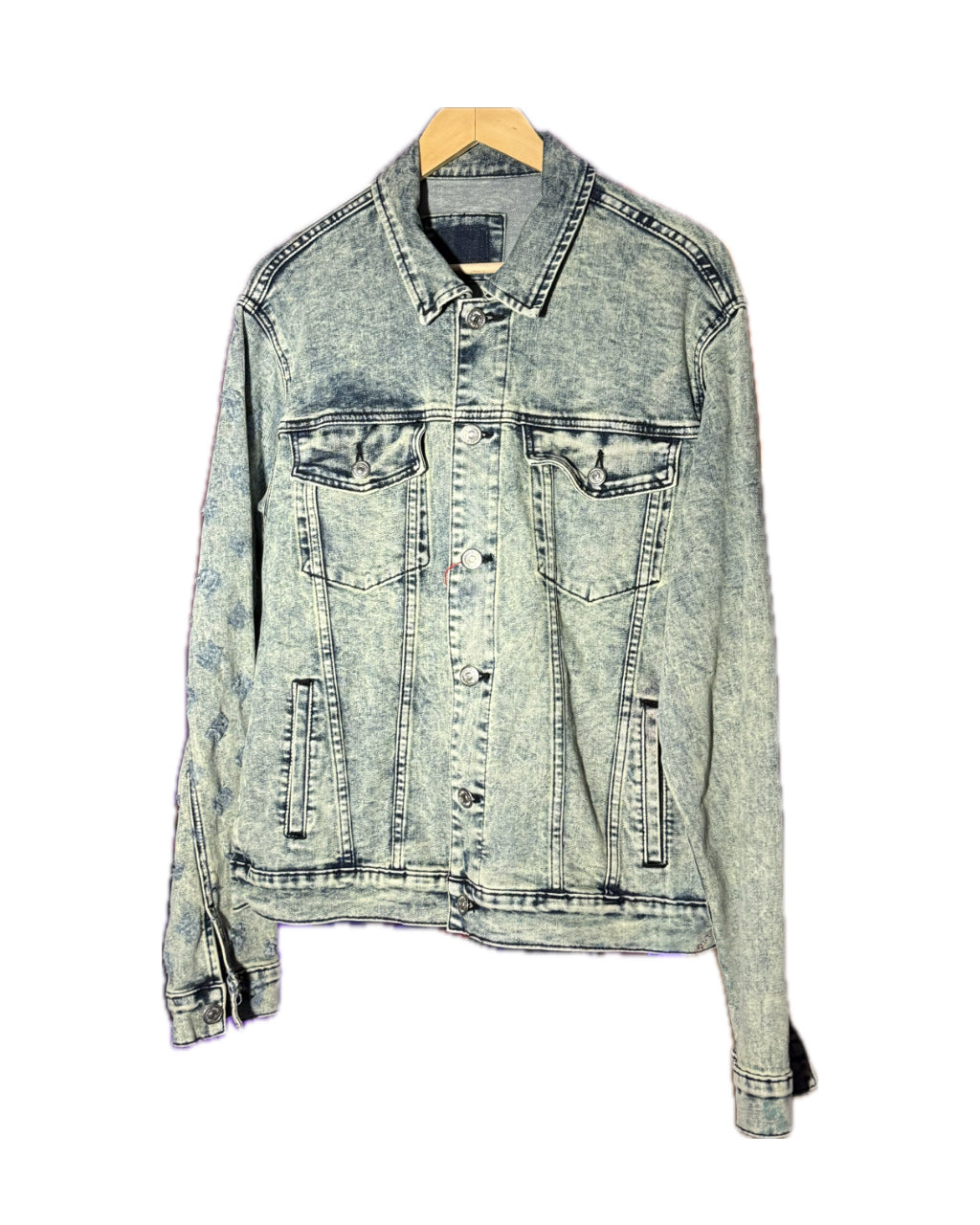 UNIQUE DIAMOND DISTRESSED DENIM JACKET (1/1)