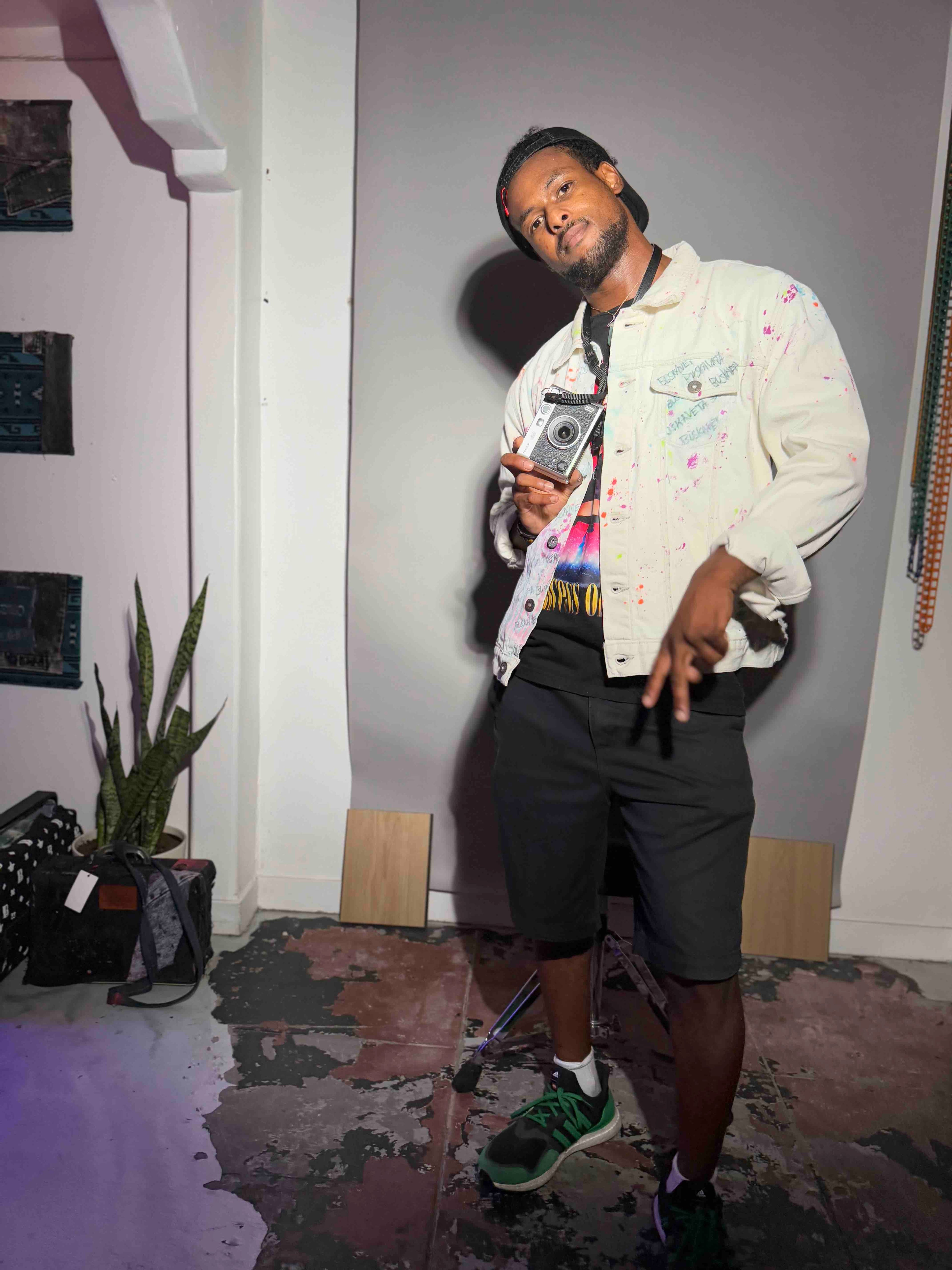 WHITE MULTI-COLOR SPLATTER TRUCKER JACKET (1/1)