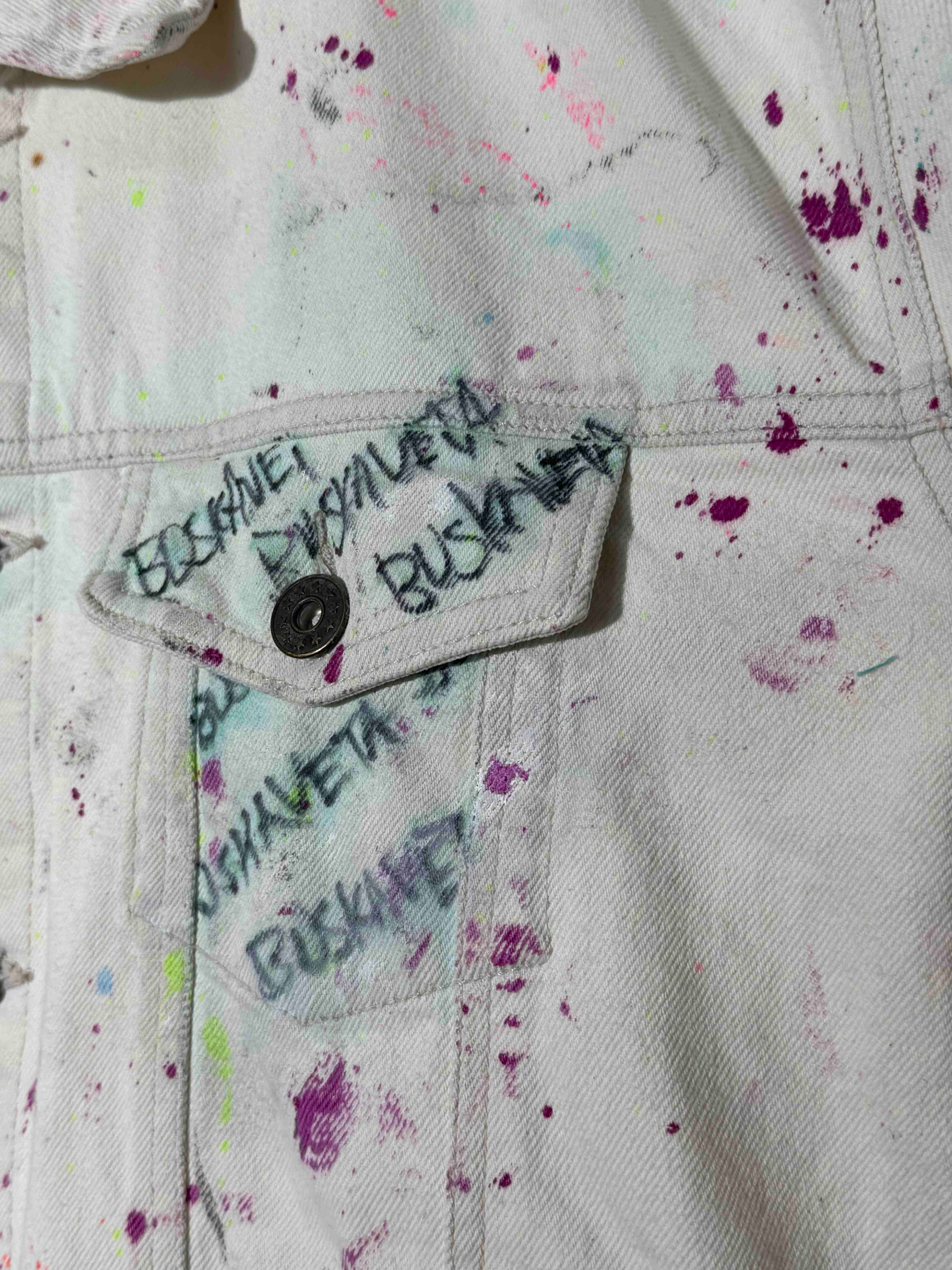 WHITE MULTI-COLOR SPLATTER TRUCKER JACKET (1/1)