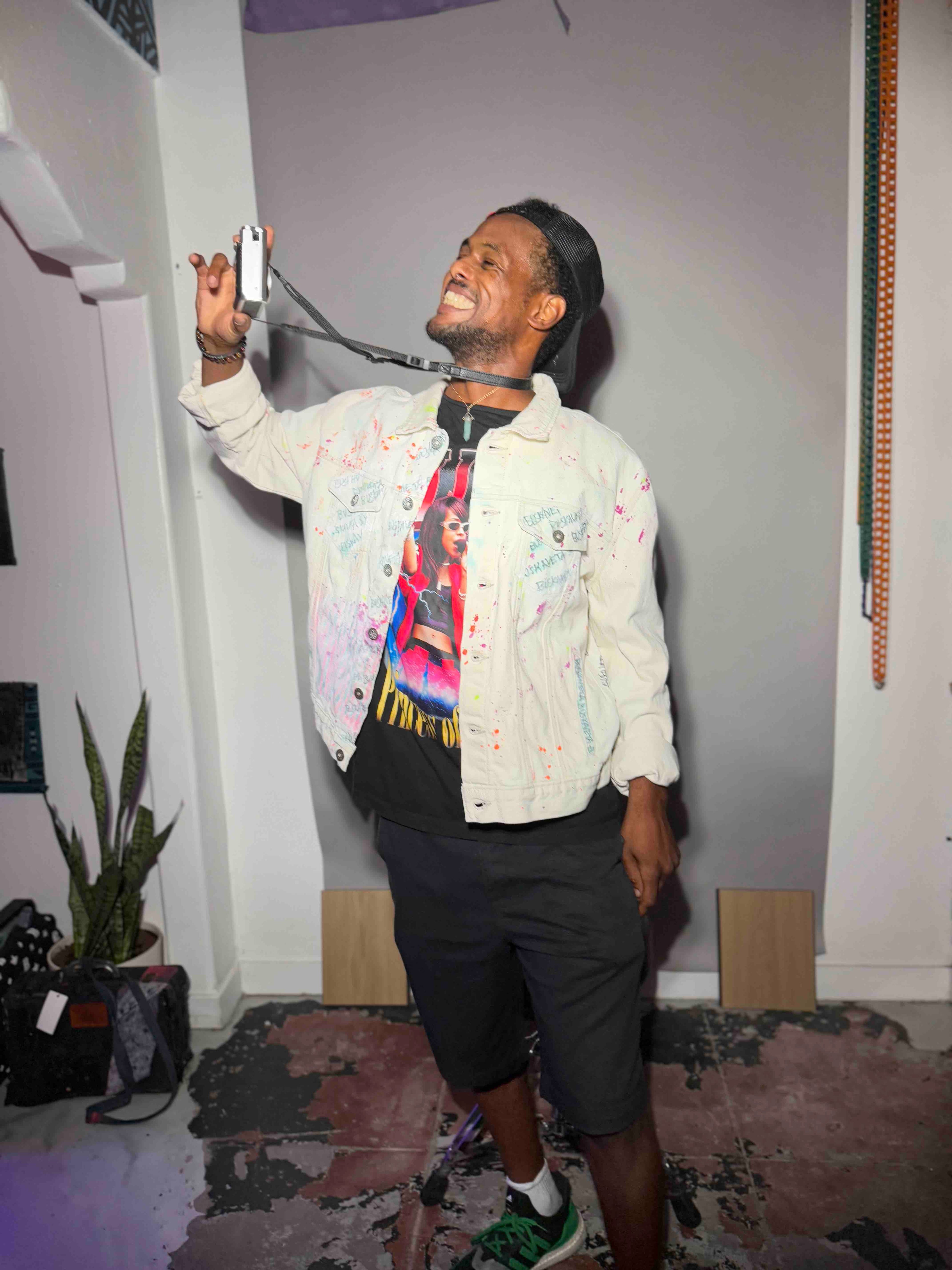 WHITE MULTI-COLOR SPLATTER TRUCKER JACKET (1/1)